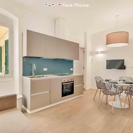 Apartment The Cavour, Terremarine *