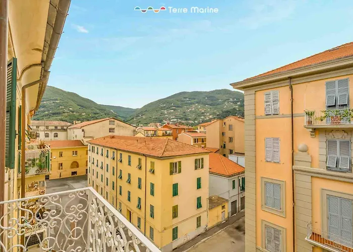 The Cavour, Terremarine 公寓 斯培西亚