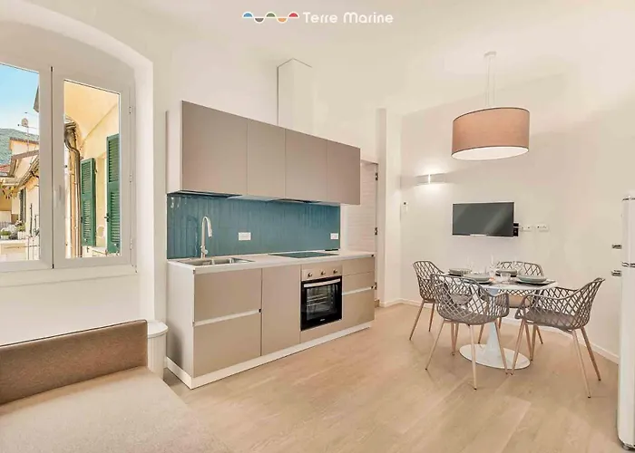 公寓 The Cavour, Terremarine *