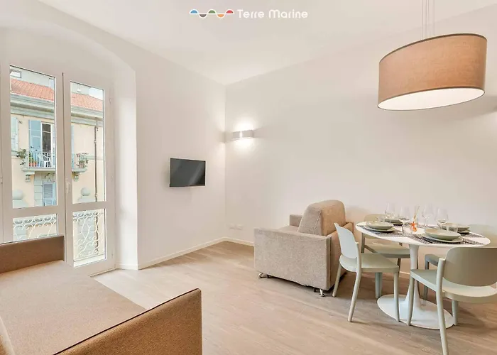 The Cavour, Terremarine *